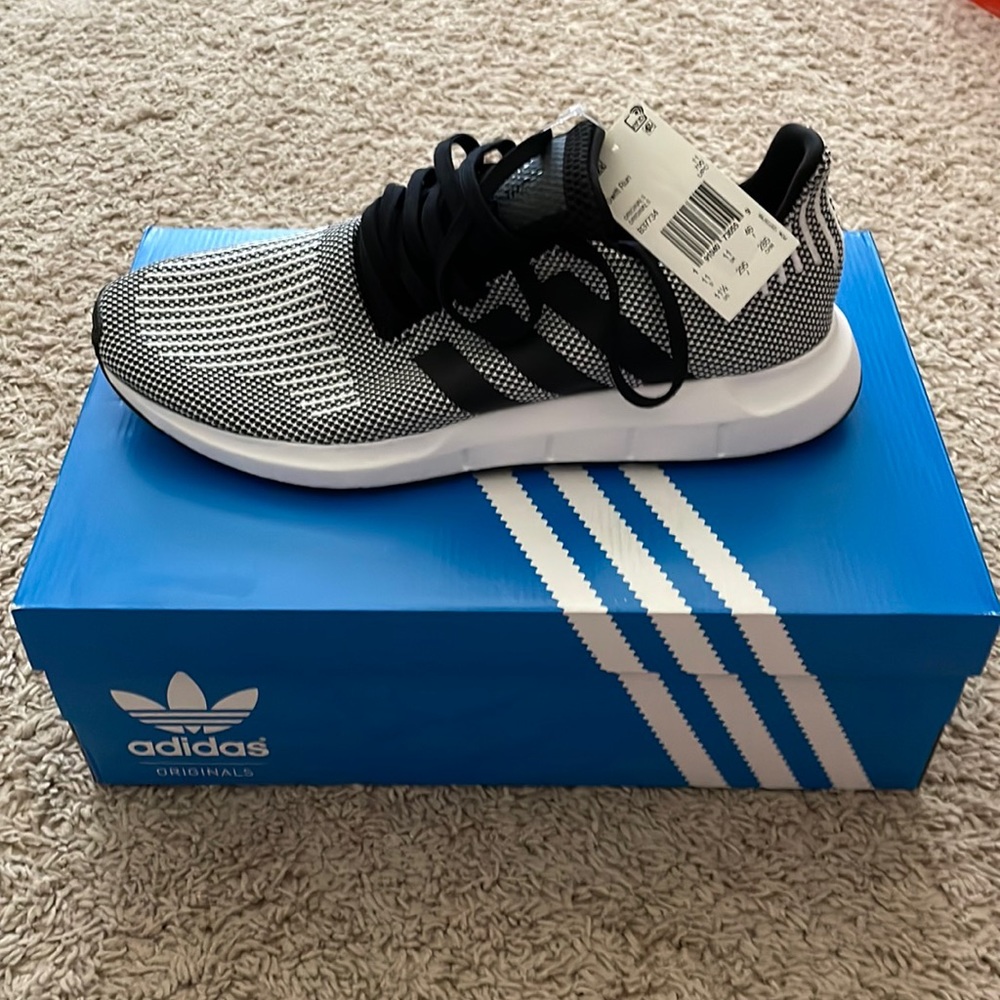 Adidas Swift Run Shoes, Brand New!  Size 11.5